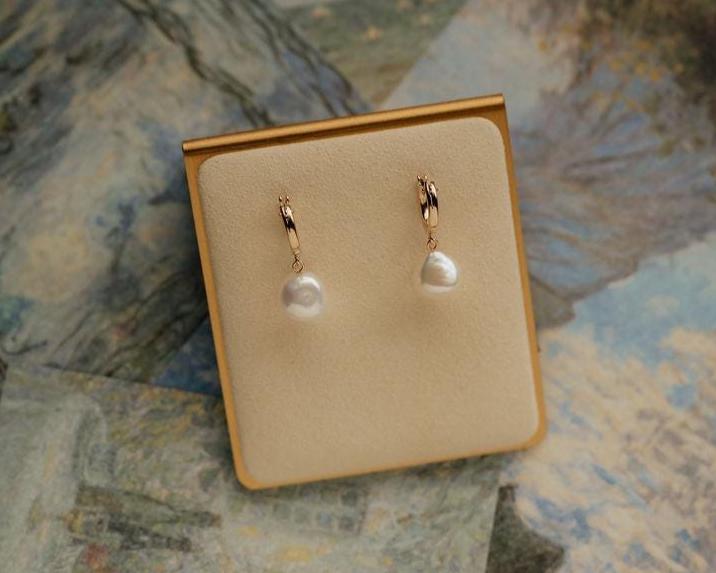 Baroque Pearl Earrings