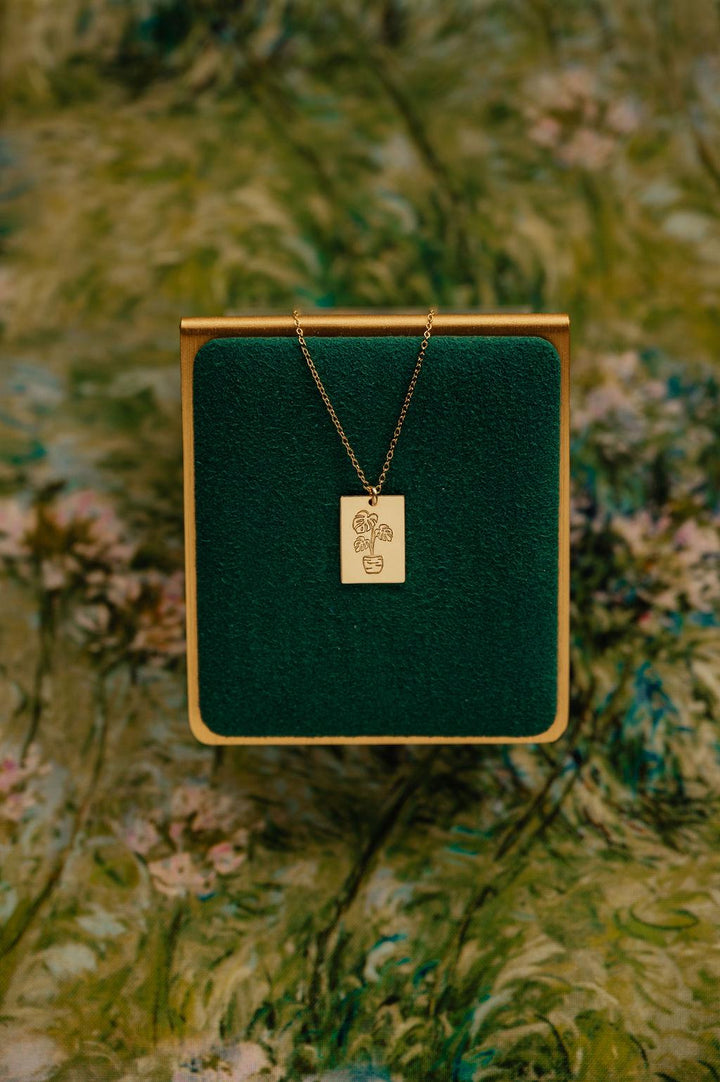 Monstera Necklace